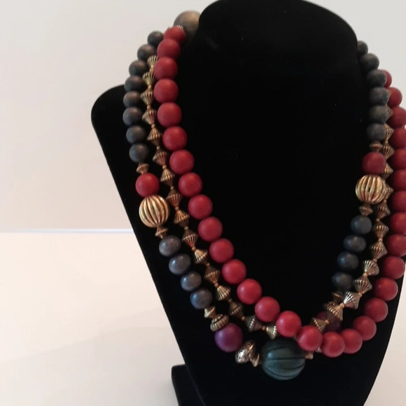 Vintage 3 strand necklace - Picture 4 of 4